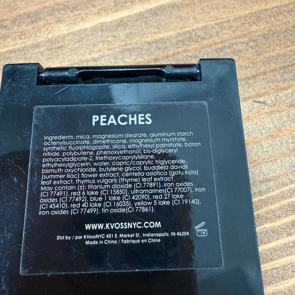 Voss Blushing Beauty Luminous Blush - Peaches